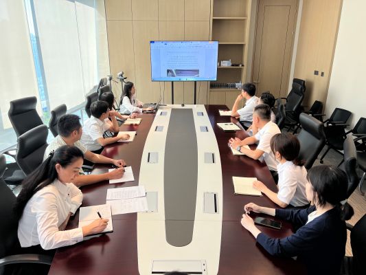 广西金控资管“共益债业务”青年突击队召开半年工作总结推动会